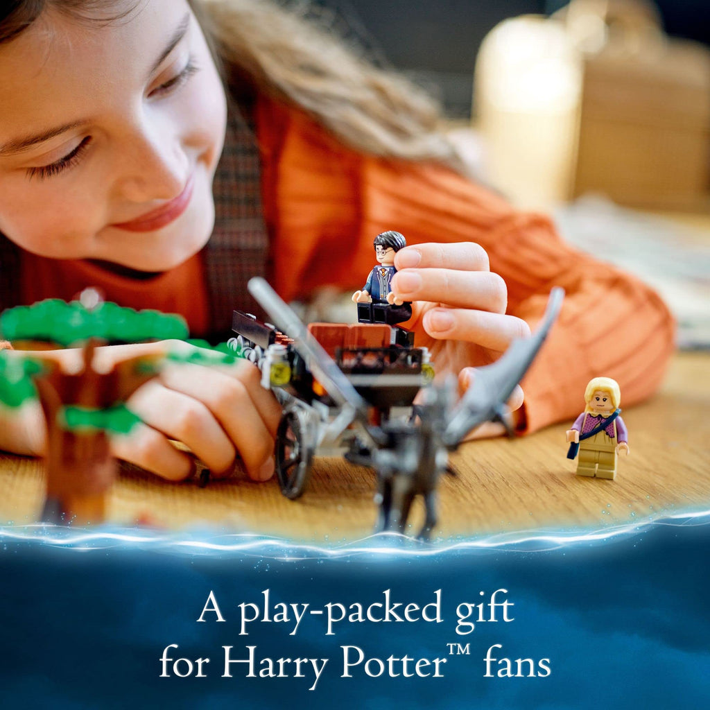 Building Toy Set with 2 Winged Horse Figures and Minifigure M54762